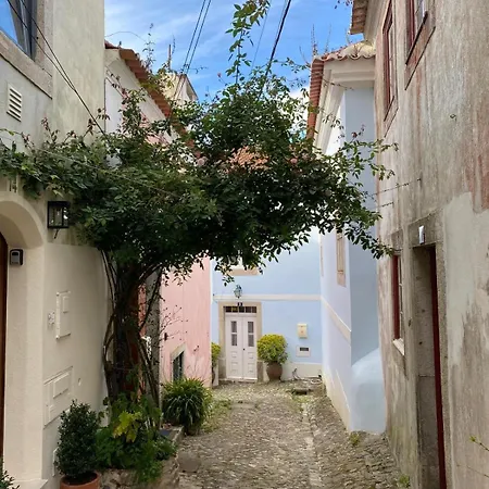 House Of Roses - Sintra's Old Town * Sintra